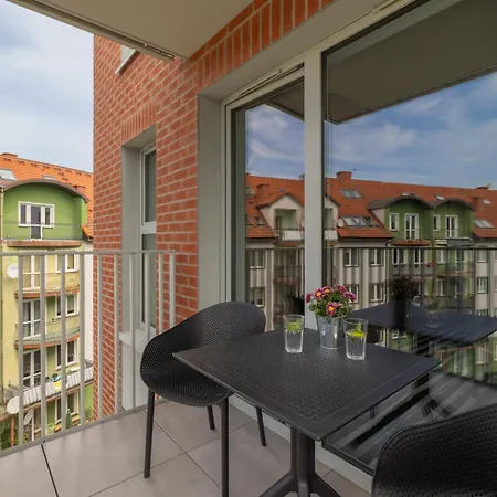 아파트 Port Stylowy Blisko Plazy Z Basenem I Sauna By Renters
